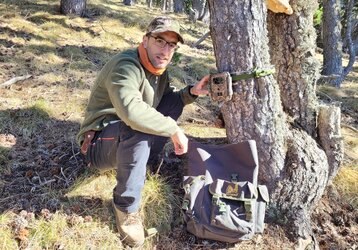 TETRAO a acordat 3.000 EUR pentru a sprijini Cocoșul de munte în sudul Europei