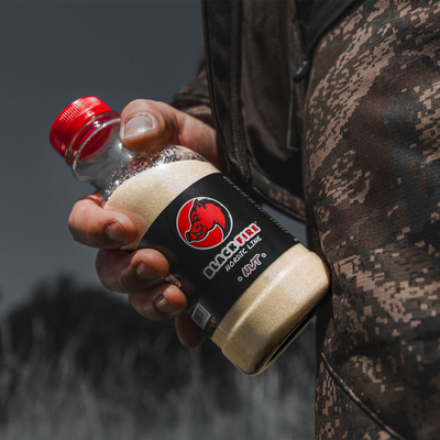 Vnadidlo na zver black fire s príchuťou orech - 6x 0,5 kg - vnadidlo_na_zver_black_fire_s_prichutou_orech_6x0,5kg_2