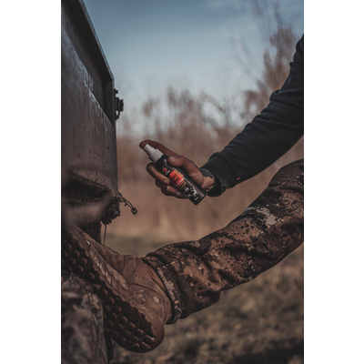 Vnadidlo v spreji black fire s hľuzovkovou arómou - 100 ml - vnadidlo_v_spreji_black_fire_s_hluzovkovou_aromou_4