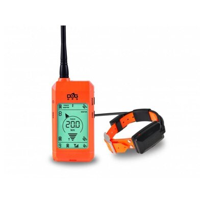 Satelitný GPS lokátor Dogtrace DOG GPS X23 pre tri psy v oranžovej farbe s prijímačom a vysielačom na obojku.