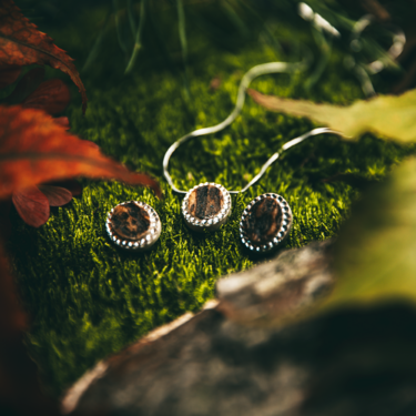 Set bijuterii TETRAO din coarne - lănțișor + cercei oval Set bijuterii TETRAO din coarne - lănțișor + cercei oval