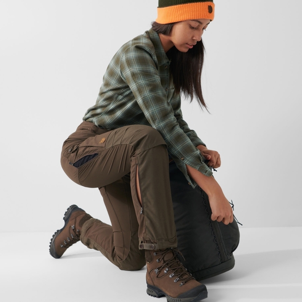 Pantaloni de vânătoare damă Fjällräven Forest Hybrid - Dark Olive 4