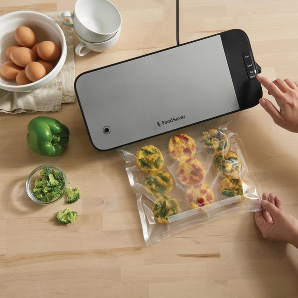 Aparat de vidat alimente FoodSaver VS2190X 3